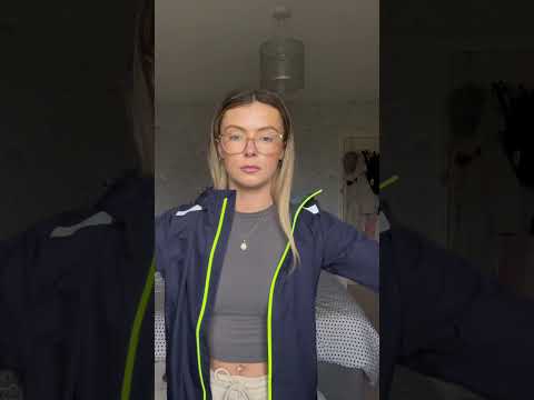 Women's Waterproof Pace Running Jacket - Lightweight Breathable Reflective Trim & Two Pockets - Lime